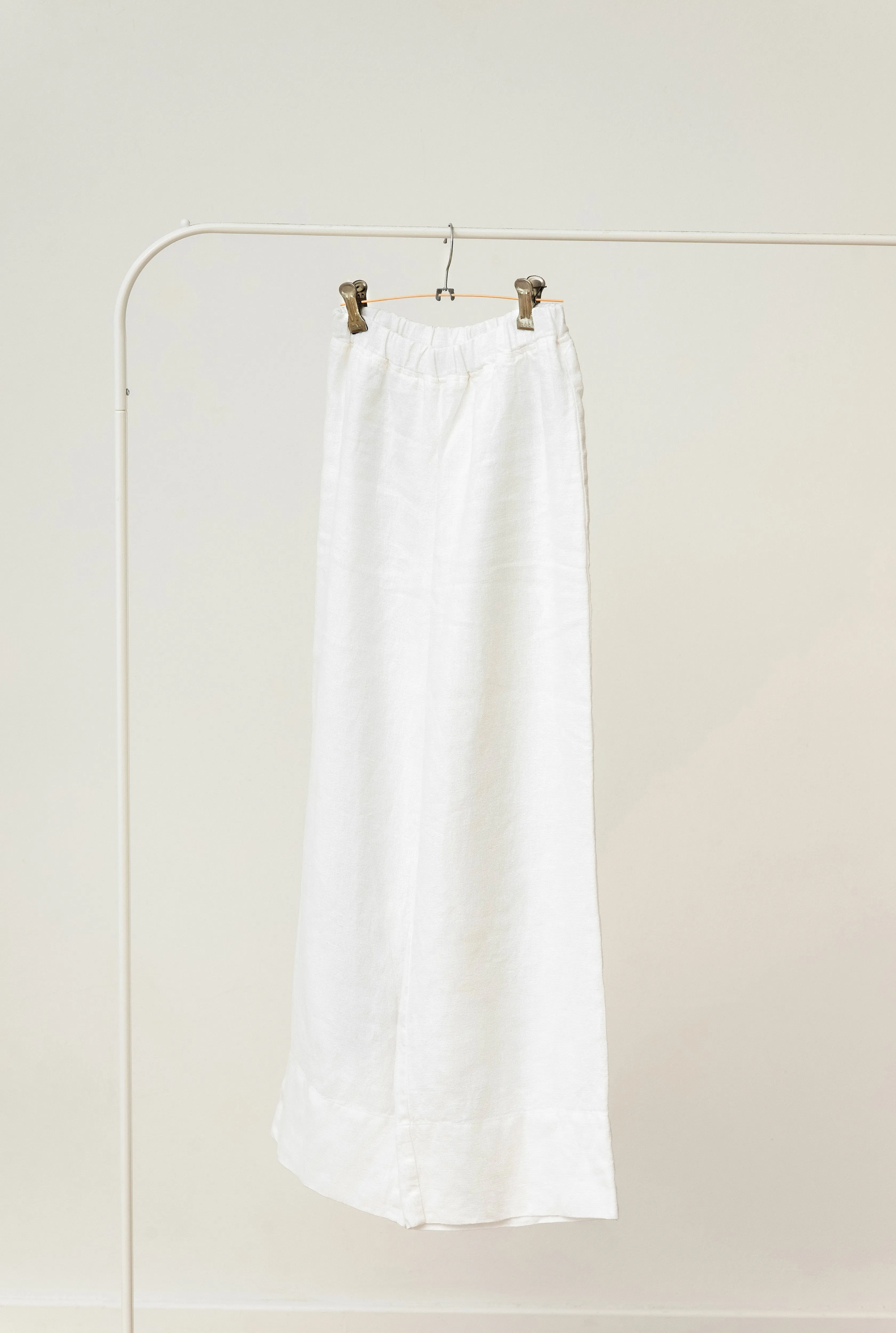 Lightweight linen pants