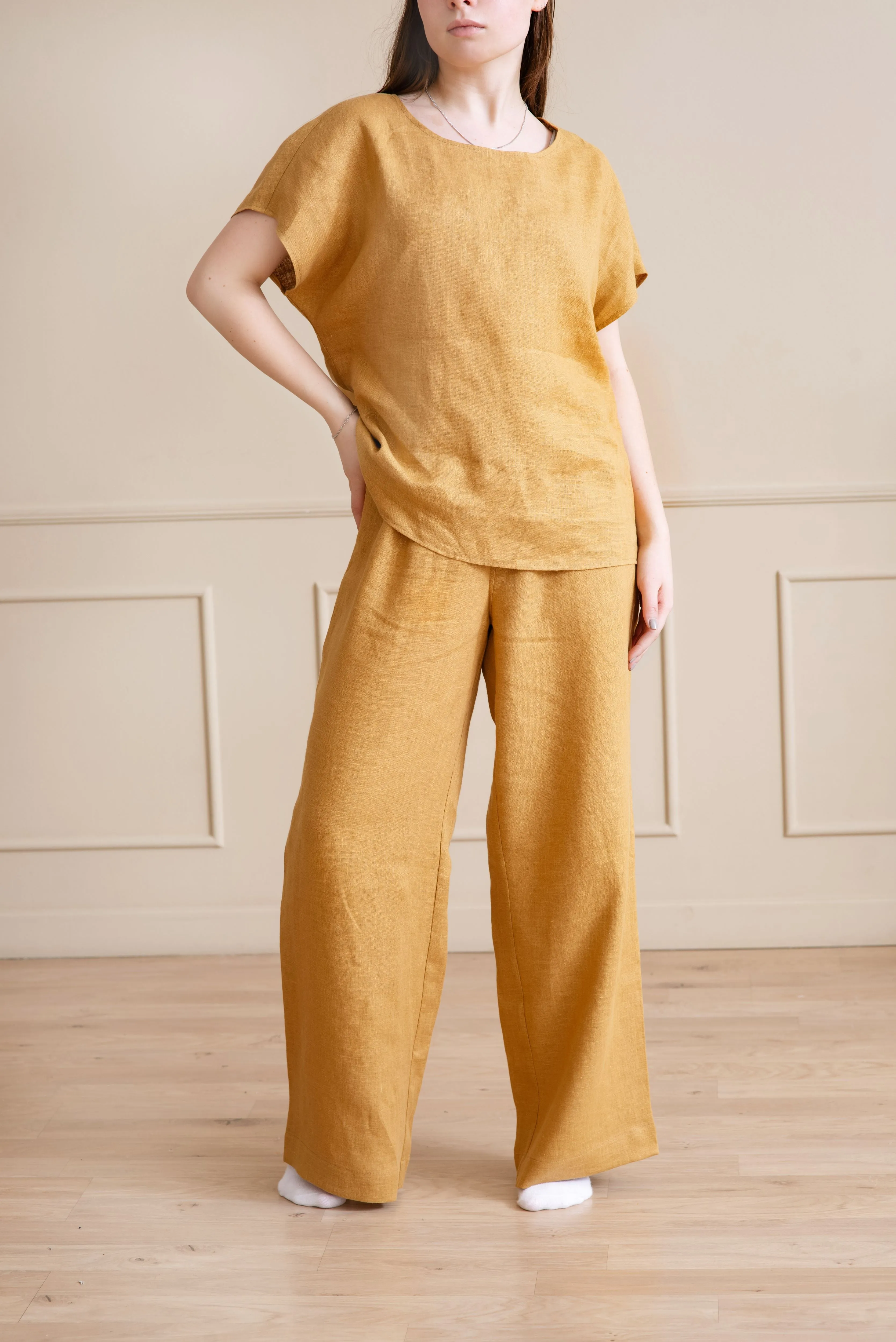 Lightweight linen pants