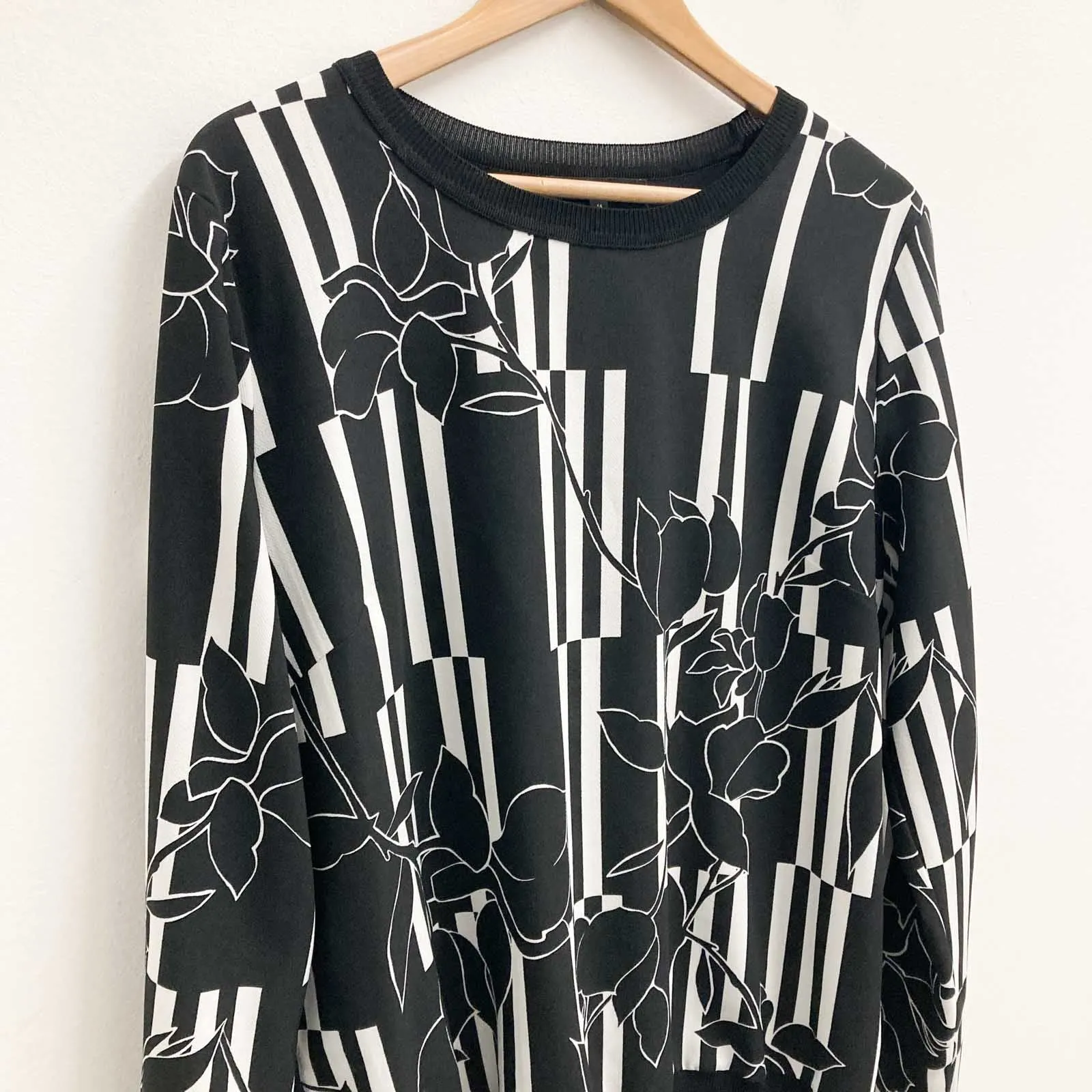 Next Top Size 14 Black White Floral Long Sleeve
